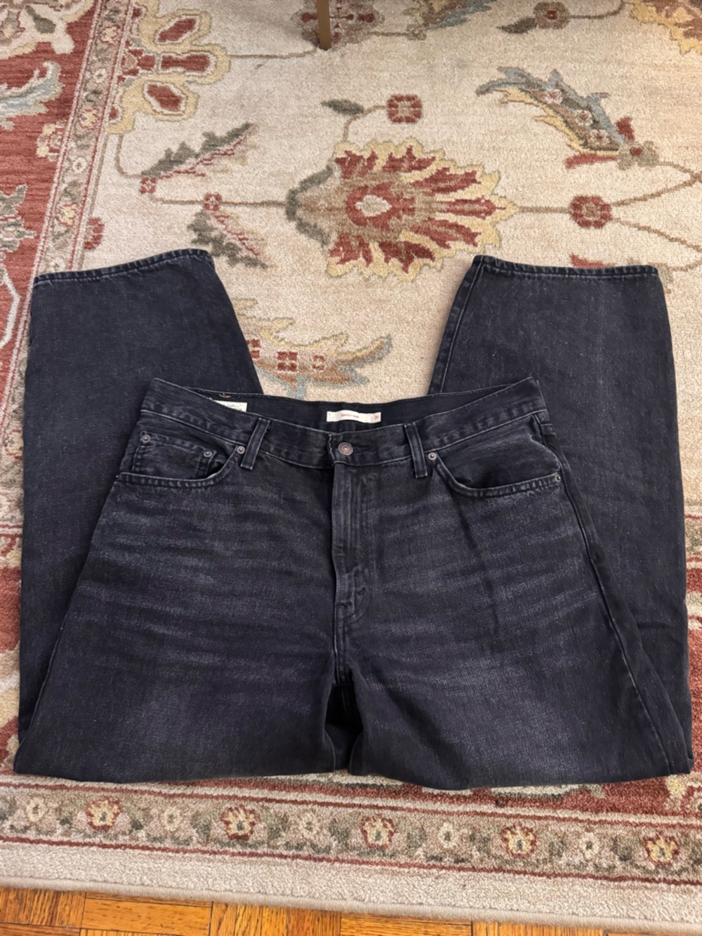 Levi's Baggy Dad Jeans in Shrink Up Black Wash Size 31 - Picture 3 of 7